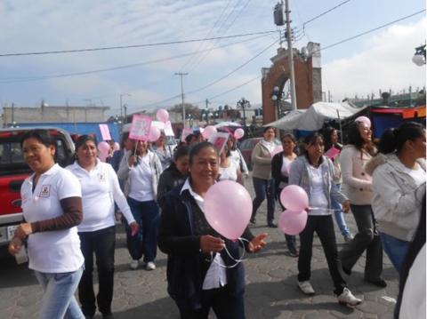 En Tetlanohcan realizan desfile contra el cáncer de mama imagen 2
