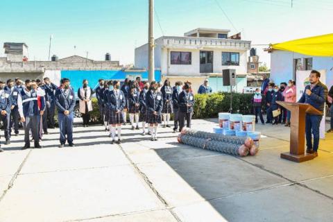 Con instalaciones dignas se fortalece la educación: Salvador Santos Cedillo imagen 3