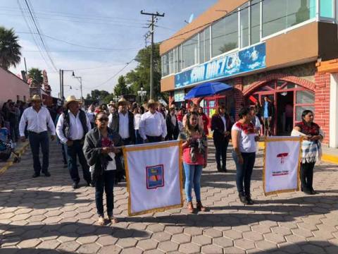 Tecopilco conmemoro el 109 aniversario de la Revolución Mexicana con un desfile imagen 2
