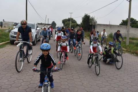 TOA impulsa el deporte apoyando a Cometas Kids al nacional de ciclismo imagen 2