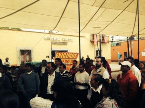 Paran labores sindicalizados del Ayuntamiento de Apetatitlán imagen 2