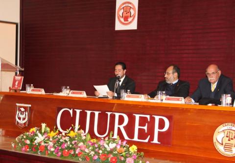 Presentó el Cijurep de la UAT el libro Garantías en Tratados Internacionales imagen 2