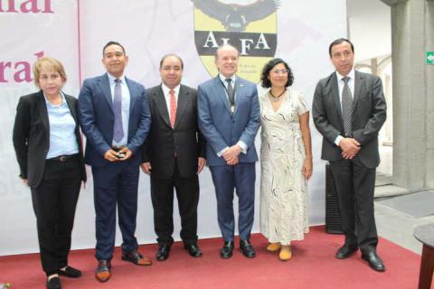 Reúne TET a especialistas en el Foro Internacional en Derecho Electoral imagen 4