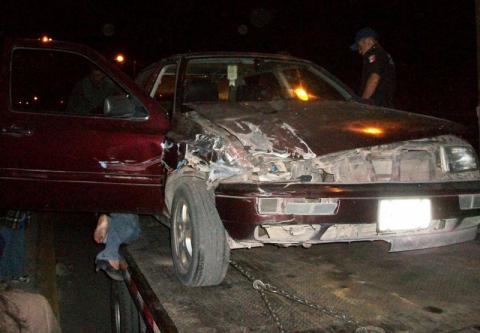 Ebrio conductor se impactó contra una patrulla del municipio de Chiautempan imagen 1