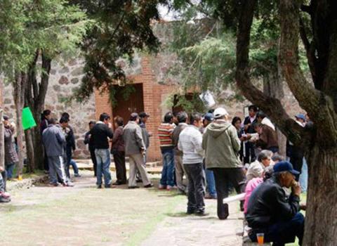 Repudian pobladores de Acuamanala recuento en alcaldía