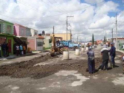 Calpulalpan: Realizan jornada de Mejoramiento Urbano en “Fraccionamiento Federados” imagen 2
