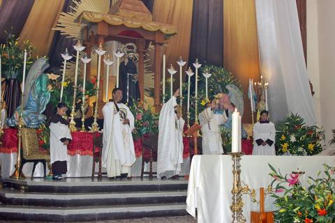Asiste Alcalde de Calpulalpan a festejo en honor de San Francisco de Asís imagen 5