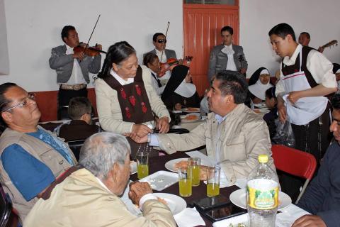 Asiste Alcalde de Calpulalpan a festejo en honor de San Francisco de Asís imagen 7