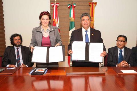 Signan convenio la UAT y Universidad de Rumania