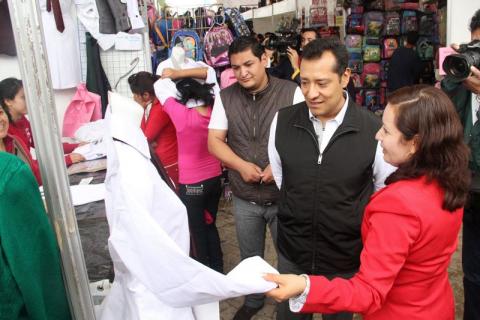 Garantiza OSC segunda edición de “Feria de Regreso a Clases” 2013 imagen 4