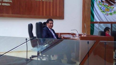 Baldemar Cortés renuncia a MC; se hace independiente