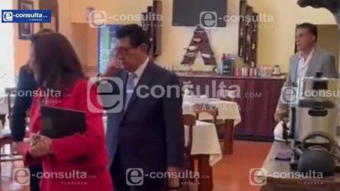 Lorena Cuéllar, Héctor Ortiz y Alfonso Sánchez los sorprenden negociando la sucesión