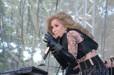 Cantó Gloria Trevi a maestros de la Sección 31 del SNTE imagen 4