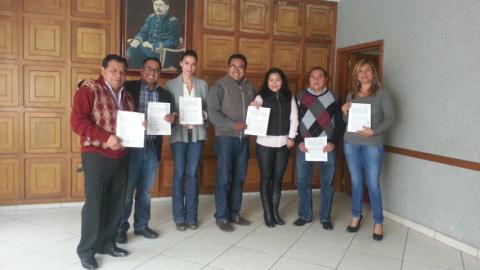 Firman convenio ayuntamiento de Papalotla e INAPAM