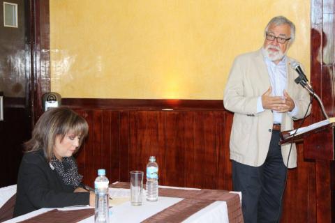 Encinas pide reconsiderar voto de presidentes de comunidad