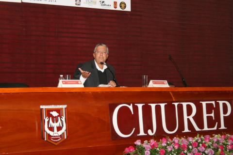 Impartió conferencia magistral “Derecho y ética para el combate a la corrupción” el Dr. Alejandro Romero Gudiño, en la UAT