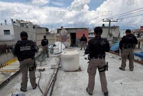 Aseguran más de 300 dosis de droga durante el cateo a un inmueble en Apizaco imagen 2