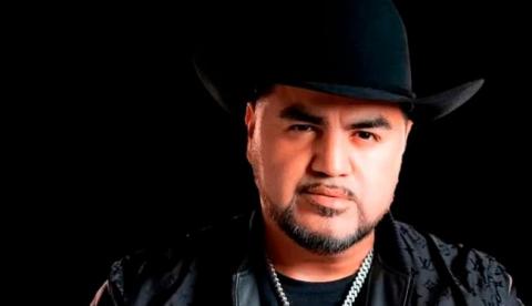 Denuncian al famoso cantante "El Mimoso" por violencia doméstica contra su esposa