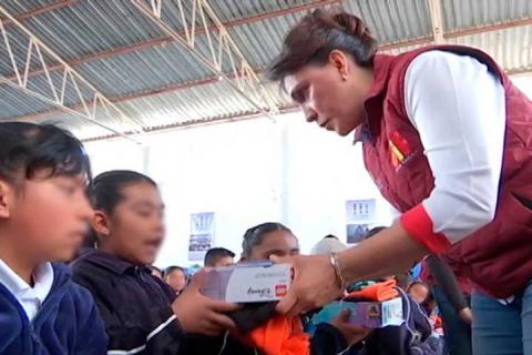 Llega Caravana Día De Reyes del DIF estatal a Zitlaltepec imagen 2