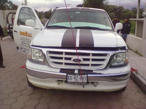 Recuperan policías municipales de Chiautempan 2 vehículos abandonados en el municipio imagen 1