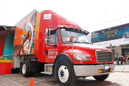 Tráiler de la ciencia del Conacyt aún recorrerá 18 municipios de Tlaxcala