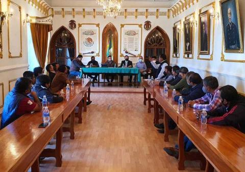 Atiende Salvador Santos Cedillo a transportistas de Huamantla