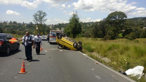 Por conducir a exceso de velocidad muere joven en Atlihuetzia imagen 2