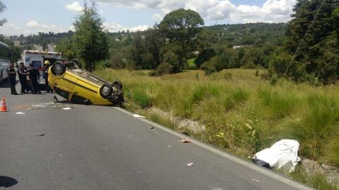 Por conducir a exceso de velocidad muere joven en Atlihuetzia imagen 3