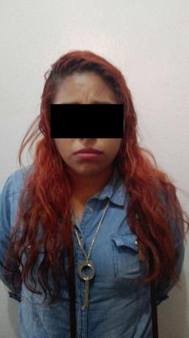 Tras persecución, Policía de Apizaco detiene a ladrones de camioneta imagen 2
