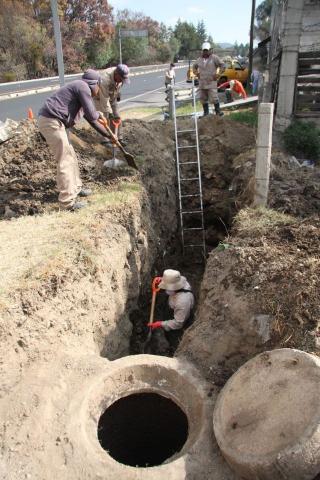 Solucionan en Totolac drenaje colapsado en Ocotelulco imagen 2