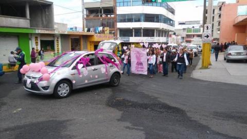 Con una caminata Ayuntamiento conmemora lucha contra el cáncer de mama imagen 2