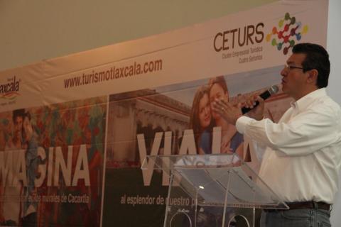 Marco Mena se compromete a promover el turismo imagen 1