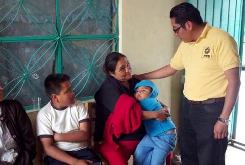 Propuestas en lugar de amenazas, llama Benjamín Atonal imagen 2