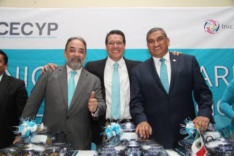 Ratifica gobernador electo su compromiso con la educación imagen 1