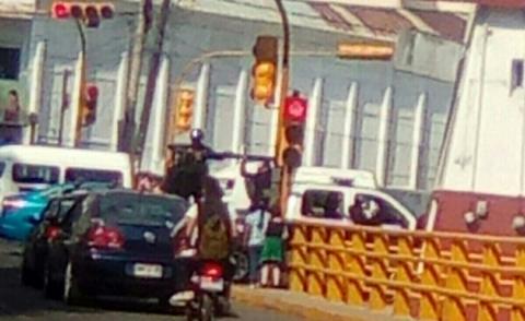 Priva tensión en la Unidad Santa Cruz; vigilan la zona policías imagen 2