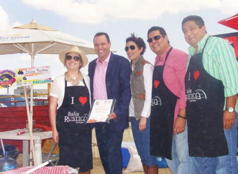 Supera expectativas el Festival de Paellas de Apizaco imagen 1
