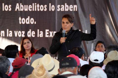 Valoramos la experiencia de nuestros adultos mayores: Sandra Chávez imagen 5