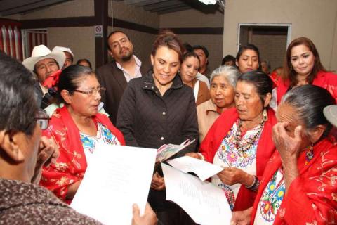 Valoramos la experiencia de nuestros adultos mayores: Sandra Chávez imagen 1