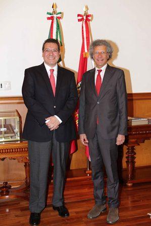 Promueve Marco Mena a Tlaxcala ante embajador de Italia imagen 2