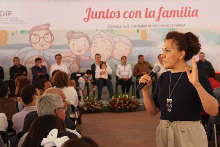 La familia construye la sociedad que queremos: Sandra Chávez imagen 2