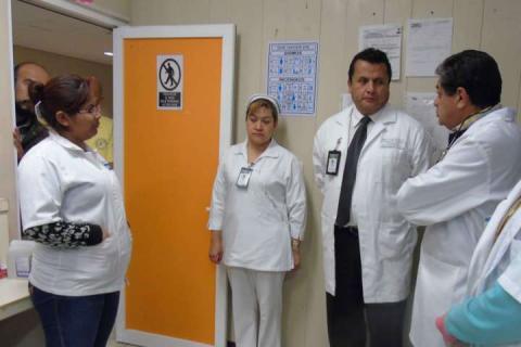 Supervisa Alberto Jonguitud atención en hospitales y centros de salud imagen 2