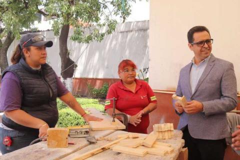 Supervisa director del Icatlax unidad móvil de Papalotla imagen 1