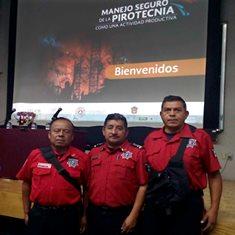 Participan bomberos de Tlaxcala en conferencia del Cenapred
