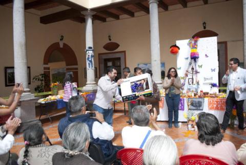 Adultos mayores participaron en concurso de ofrendas imagen 3