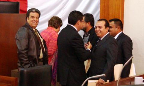 Niegan diputados ser neo panistas y se opongan e cambios en el Congreso