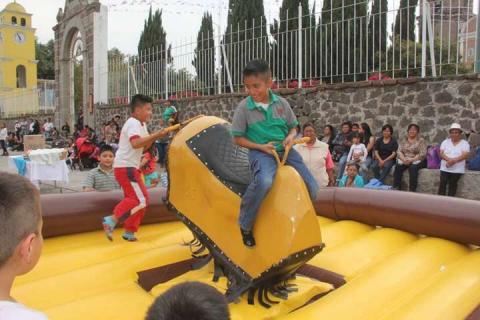 Celebran el Día del niño en Tepeyanco en un ambiente de fiesta imagen 7