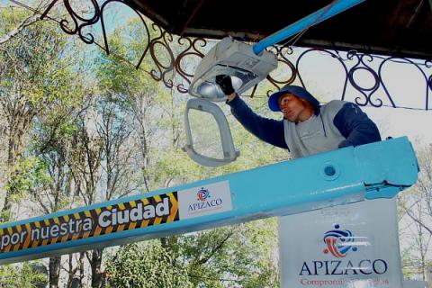 Detienen la policía de Apizaco a dos presuntos ladrones cuando se daban a la fuga imagen 3