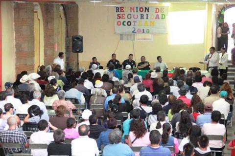 Secretario de Seguridad Pública se reúne con habitantes de Ocotlán imagen 1