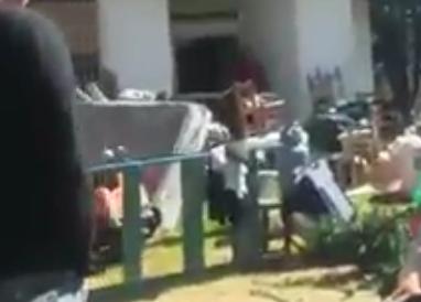Diputada echa a la calle a su hermana y ordena demoler inmueble