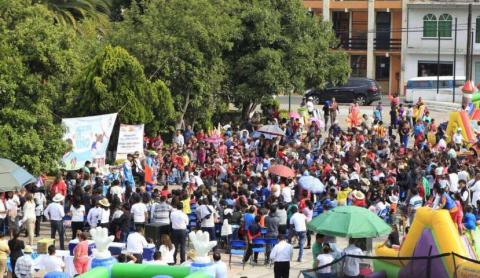 Celebran el Día del niño en Tepeyanco en un ambiente de fiesta imagen 3